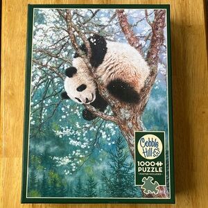 COBBLE HILL | 1,000 Piece Golden Child Panda Puzzle